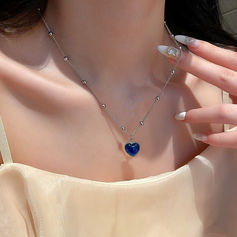 Color Changing Necklace